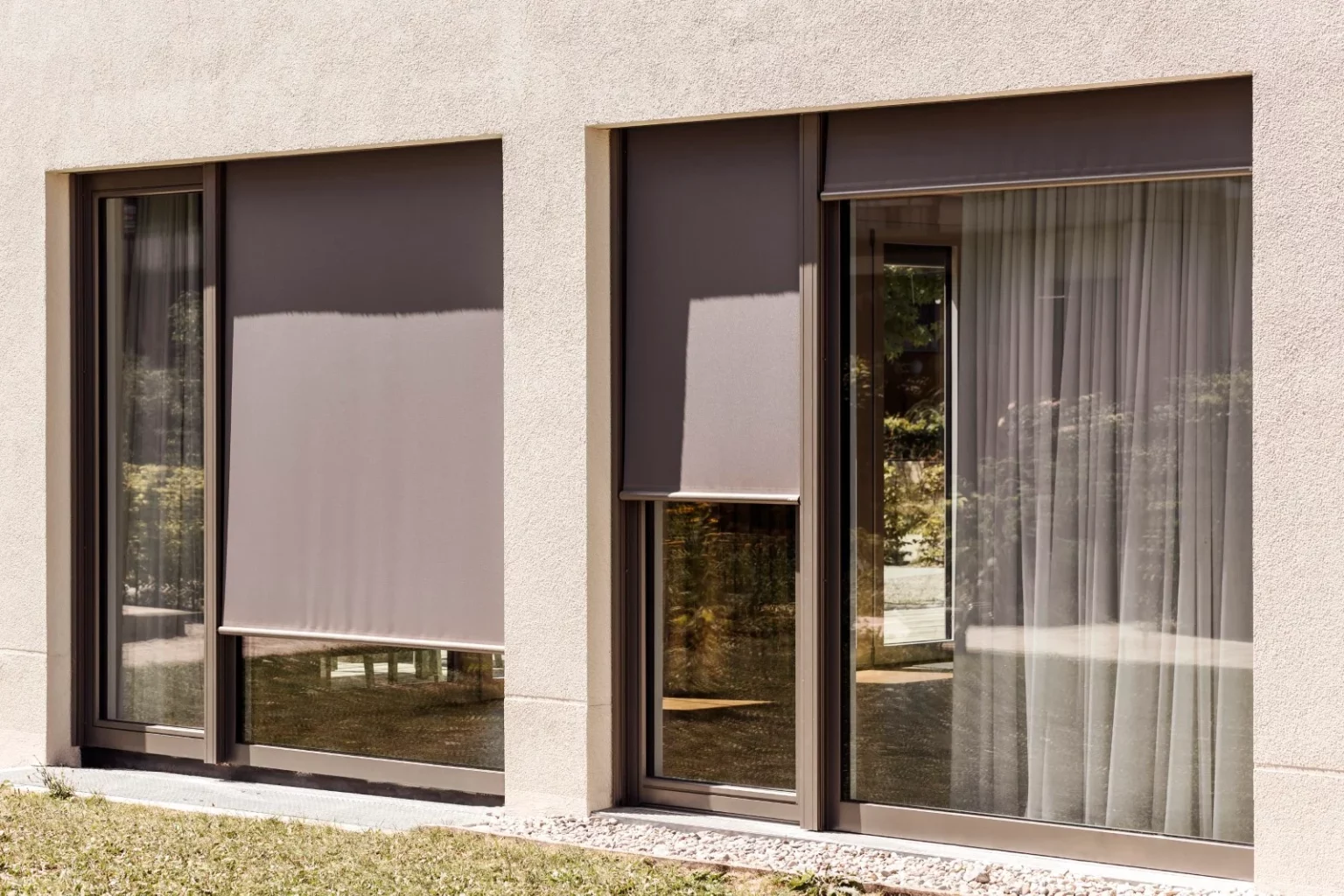 External roller blinds installation