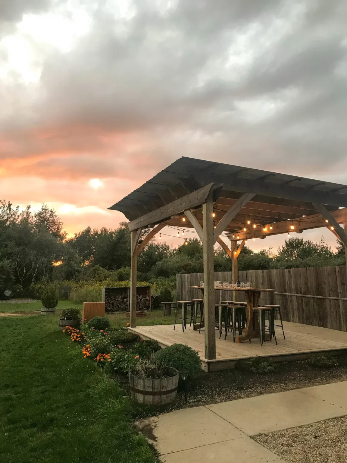 Motorised pergola installation